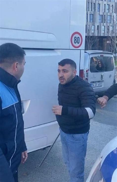 İstanbul''da zabıtaya döner bıçaklı saldırı
